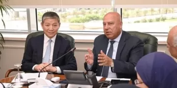 Industry min., Chinese amb. discuss enhancing economic partnerships