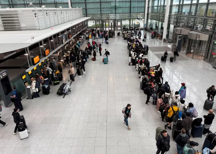 Munich airport reopens after drone disruption 2 - Egyptian Gazette Munich airport reopens after drone disruption 1 - Egyptian Gazette