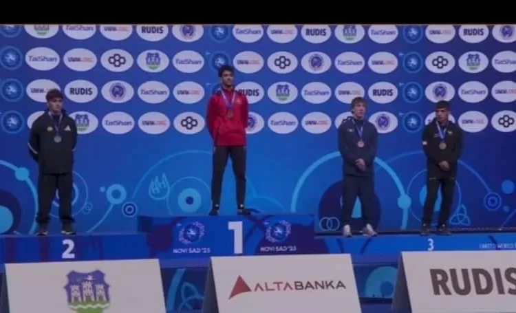 Mohamed Hassan claims World U23 Wrestling gold medal 1 - Egyptian Gazette