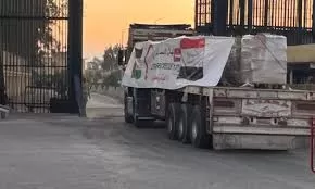 53rd aid convoy of “Zad Al Ezz” moves towards the Karam Abu Salem, Awja crossings
