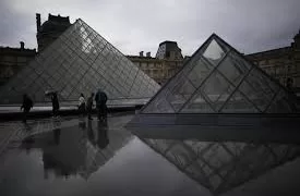 5 more arrests as Louvre jewel heist probe deepens and key details emerge