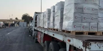 “Zad Al-Ezza” humanitarian aid convoy enters Gaza