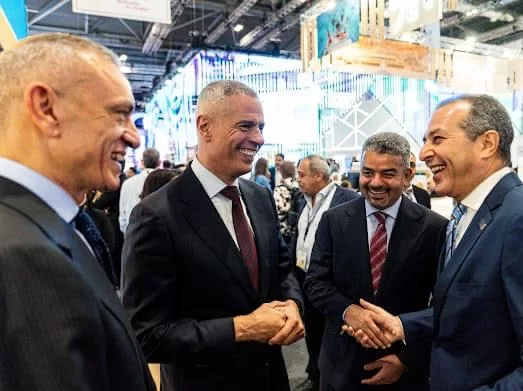 EgyptAir steals show at World Travel Market in London 5 - Egyptian Gazette