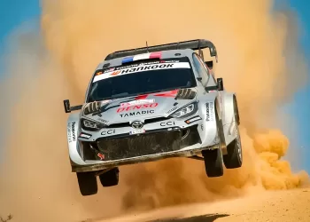 Evans, Ogier falter in Rally Saudi Arabia