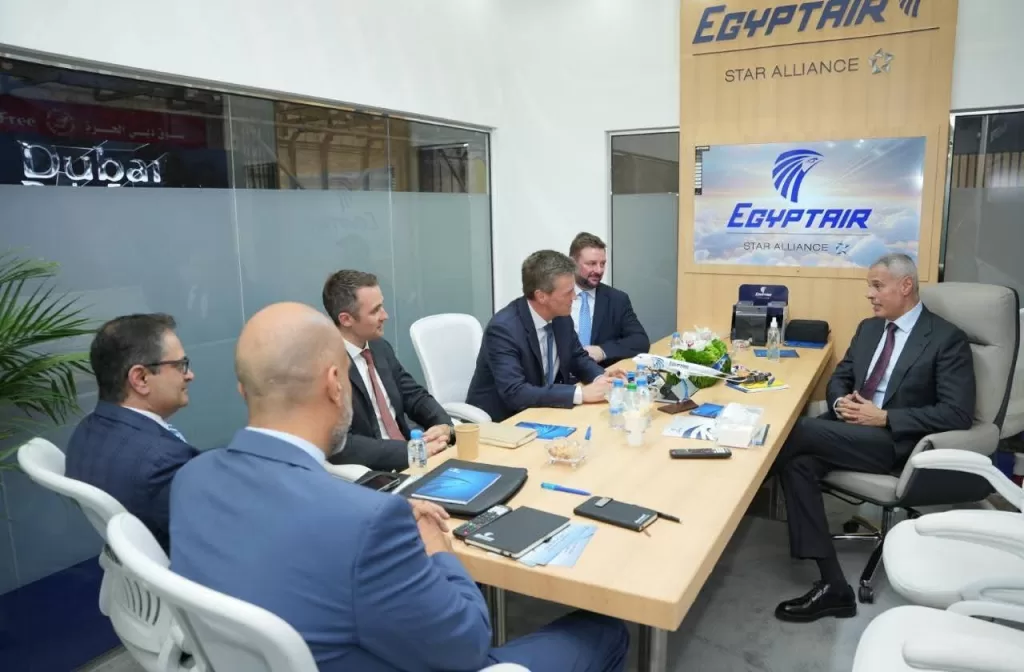 EgyptAir secures operational, financial gains at Dubai Airshow 9 - Egyptian Gazette