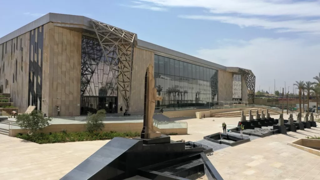 Khufu’s solar boats find new home at GEM 5 - Egyptian Gazette