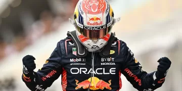 Brown backs McLaren drivers