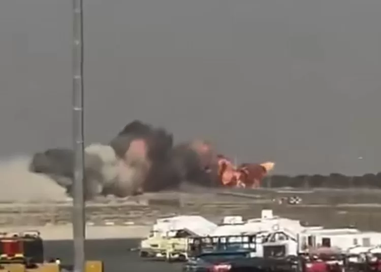 Indian aircraft crashes on final day of Dubai Airshow 1 - Egyptian Gazette