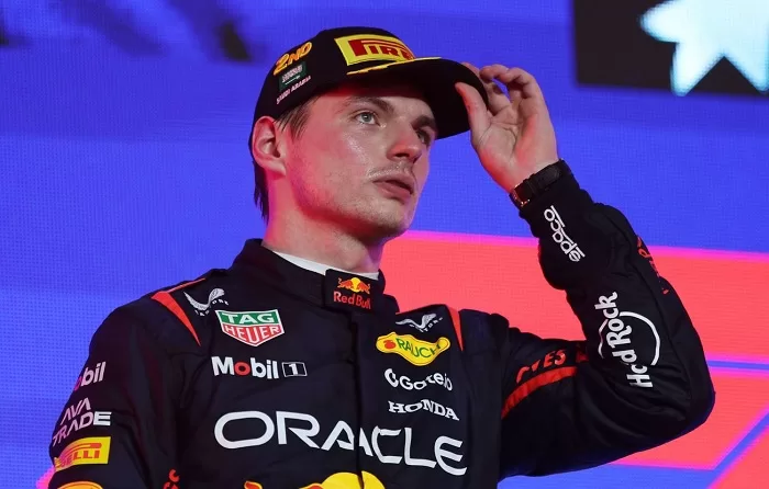 Verstappen stumbles in title chase 2 - Egyptian Gazette Verstappen stumbles in title chase 1 - Egyptian Gazette