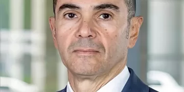 Khatib: Non-oil exports grow 19%, trade deficit falls 16% over 10 months