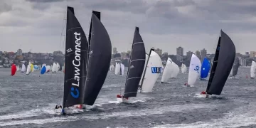 Comanche wins Sydney-Hobart race