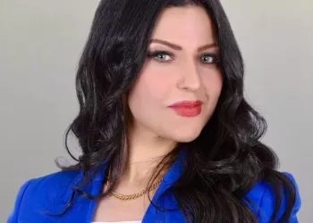 The theory and practice in handling democracy