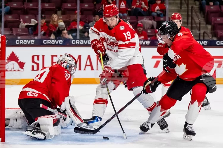 US beats Slovakia in world hockey 2 - Egyptian Gazette US beats Slovakia in world hockey 1 - Egyptian Gazette