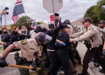 A rough year for journalists in 2025, with a little hope for things to turn around