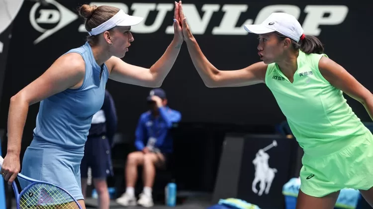 Mertens, Zhang win Aussie doubles title 5 - Egyptian Gazette