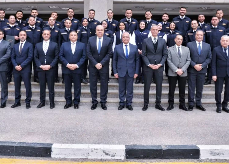 Aviation Min. attends graduation of new Integrated Information Program class 2 - Egyptian Gazette Aviation Min. attends graduation of new Integrated Information Program class 1 - Egyptian Gazette