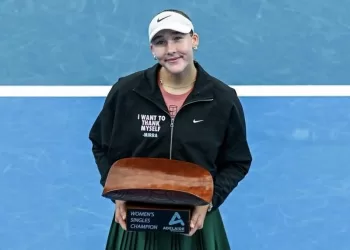 Cocciaretto, Andreeva lift WTA crowns