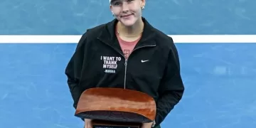 Cocciaretto, Andreeva lift WTA crowns