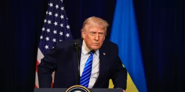Iran imposes internet blackout as Trump warns leaders of ‘Big Trouble’