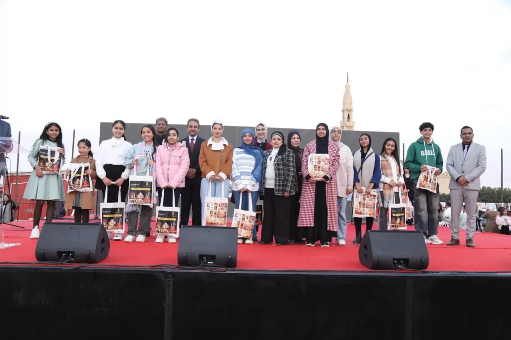 Indian Embassy honours winners of “Glimpses of India” painting competition 3 - Egyptian Gazette