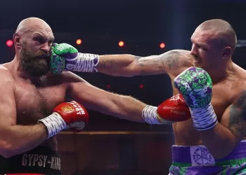 Tyson Fury back in ring