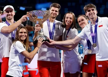 Poland triumphs in Sydney