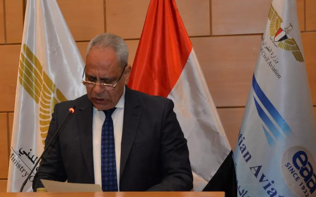 Aviation Min. attends graduation of new Integrated Information Program class 8 - Egyptian Gazette Aviation Min. attends graduation of new Integrated Information Program class 7 - Egyptian Gazette