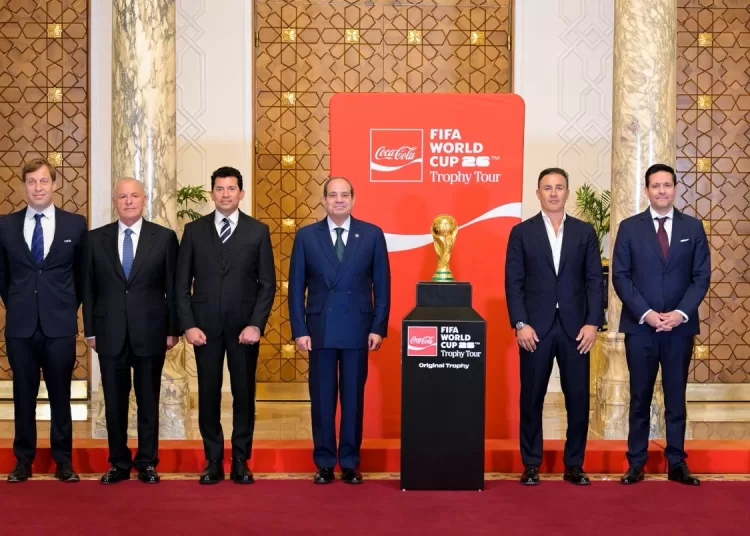 Sisi meets visiting FIFA World Cup trophy organisers 1 - Egyptian Gazette President Abdel Fattah El Sisi receiving a high-level delegation from the FIFA during their visit to Egypt.