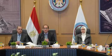 Egypt completes IMF reviews, economy on right track