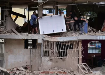 Homes damaged, lives lost amid operation to capture Maduro
