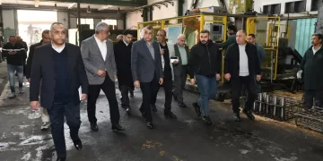 Military production min. inspects operations at ‘Factory 99’