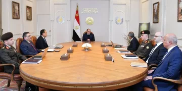 President calls for expanding telecom industry, encouraging local product