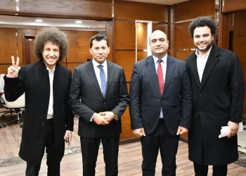 Sobhi discusses strategic role of Egyptian youth abroad