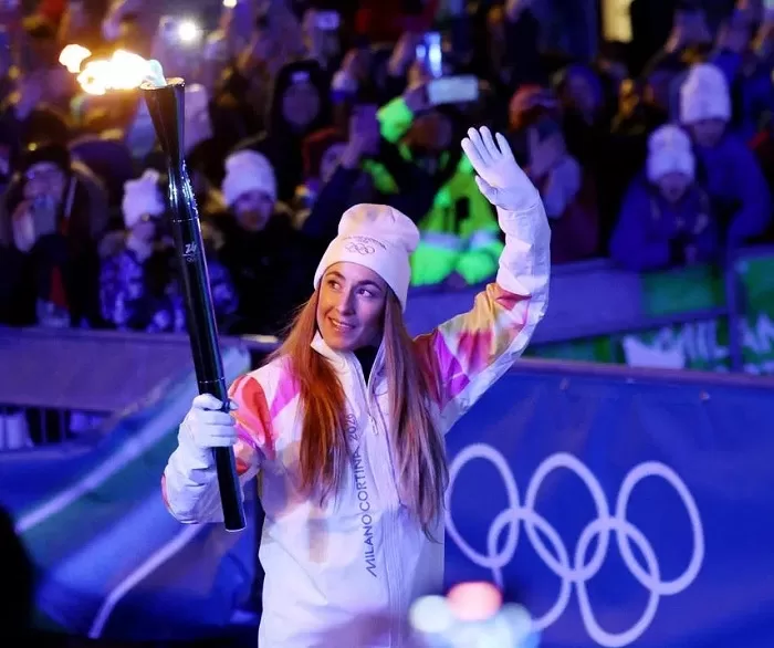 Italy’s Sofia lights Olympic cauldron 3 - Egyptian Gazette