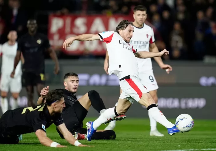 Milan survives scare in Serie A 2 - Egyptian Gazette Milan survives scare in Serie A 1 - Egyptian Gazette