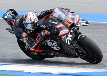 Bezzecchi beats Marquez in Thailand