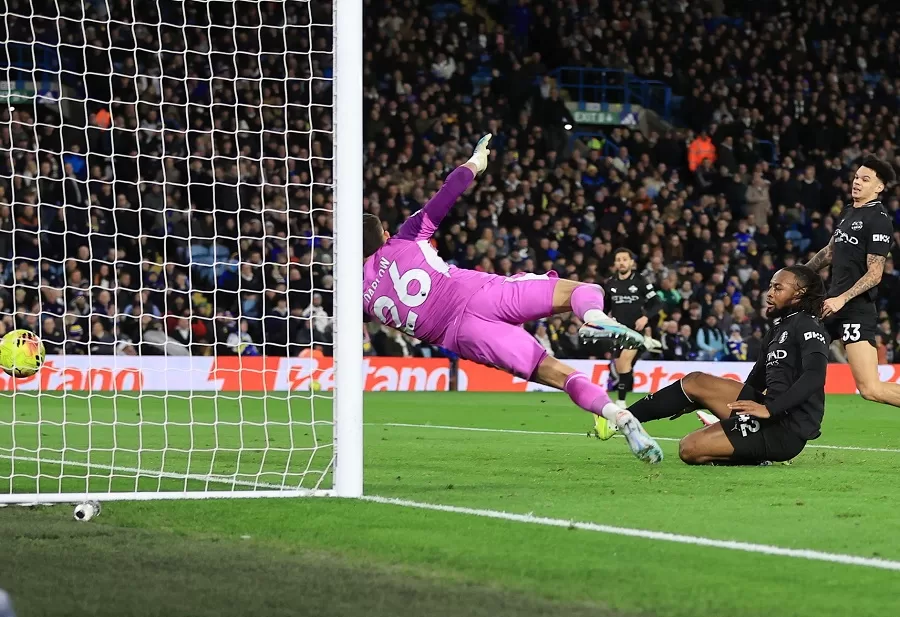 City keeps EPL pace, Reds rampant 3 - Egyptian Gazette