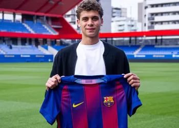 Barca signs Egyptian striker Abdelkarim