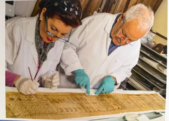 Egypt, Italy mark 20 years of papyrus conservation at Egyptian Museum