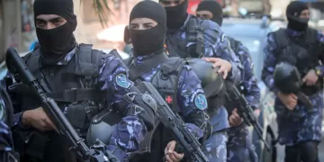 Two thousand Palestinians sign up for Gaza police force