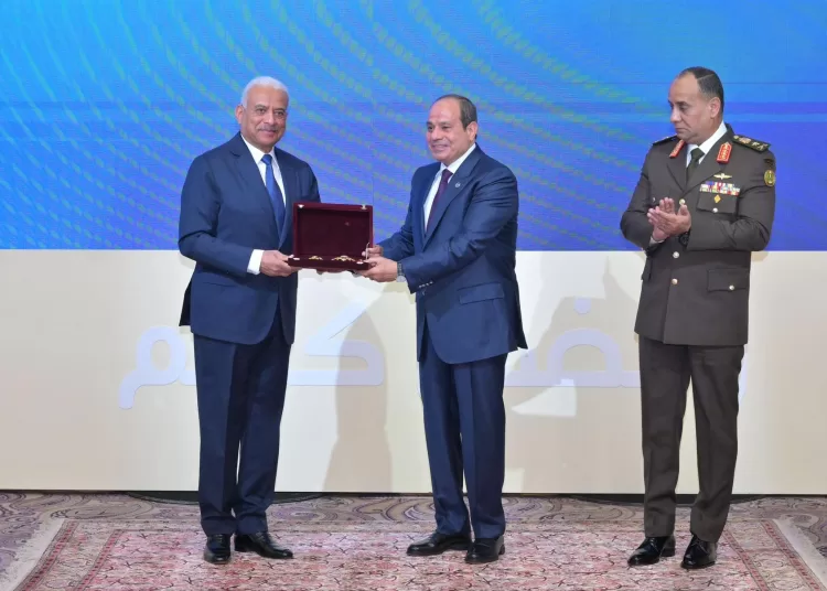 Sisi honours former defence minister 1 - Egyptian Gazette