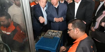 Industry minister inspects 3 factories specialised in engineering industries in 10th of Ramadan City