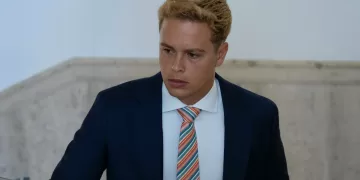 Julio Alonso Ortega says the surplus story is overstated