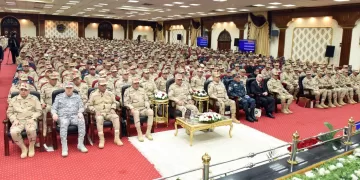 Defence min. meets army commanders, officers