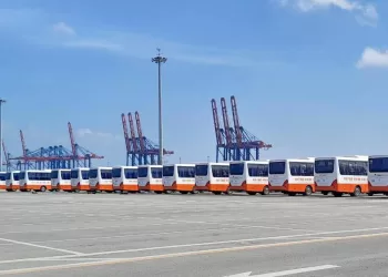 SCZone receives SUNSHINE ACE vessel carrying 100 locally-made buses for export