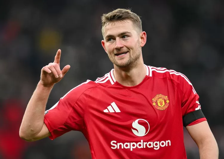 Carrick uncertain on De Ligt's return 12 - Egyptian Gazette