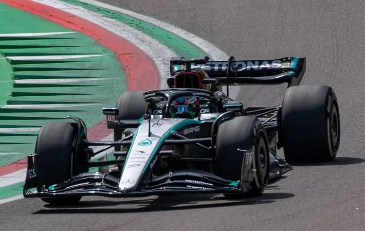 'Chinese GP win sparks F1 ambition' 1 - Egyptian Gazette