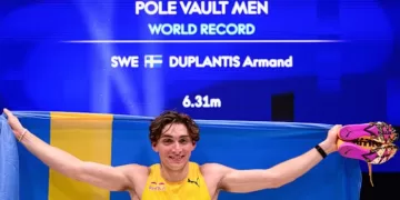 Duplantis smashes vault world record