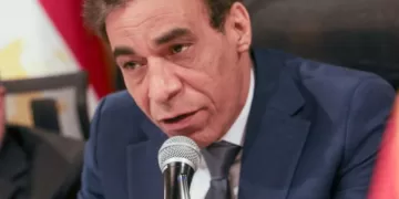 Diplomatic missions mobilised to aid stranded Egyptians 1 - Egyptian Gazette Diplomatic missions mobilised to aid stranded Egyptians