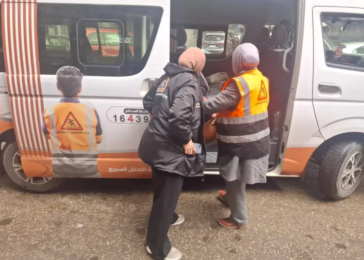 Rapid response units evacuate at-risk citizens during severe weather 1 - Egyptian Gazette